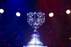 TES战队创电竞历史最高经济差纪录：资源控制与团战配合双料俱佳